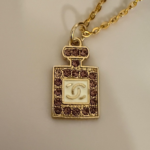 CHANEL Perfume ZIPPER PULL Gold with Purple Accents | Women’s accessories - Picture 4 of 7